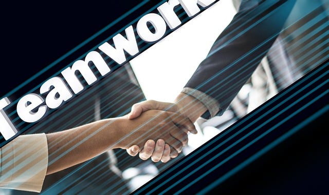 teamwork handshake - Image by Gerd Altmann from Pixabay